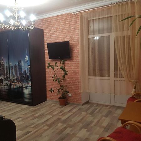 Apartment New York Street Кременчук Екстериор снимка